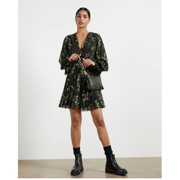 Ted Baker Dresses & Skirts - TED BAKER Papyrus Floral-print Crepe Mini Dress in Black Size US 3
